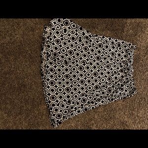 Flowy black and white skirt